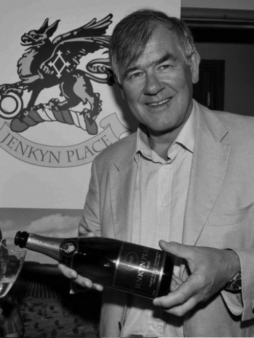 files/images/winemakers/england/jenkynplace-hampshire/Simon_Bladon.jpg